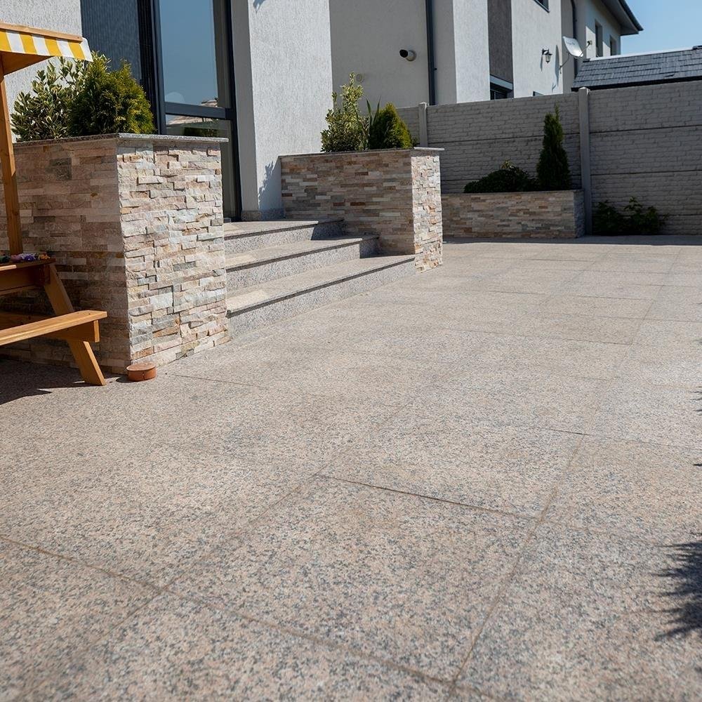 Flamed Granite Tiles
